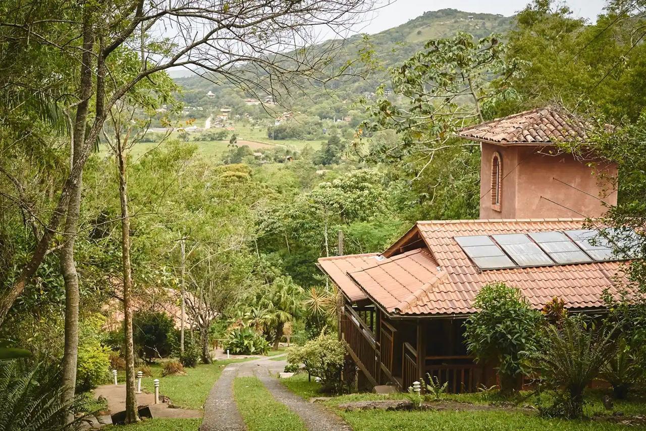 WhatsApp Image 2025-11-04 at 11.47.24 (2)